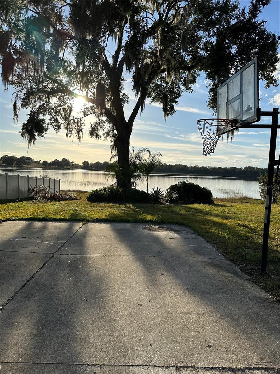 Image 37 of 38 For 41515 Silver Drive