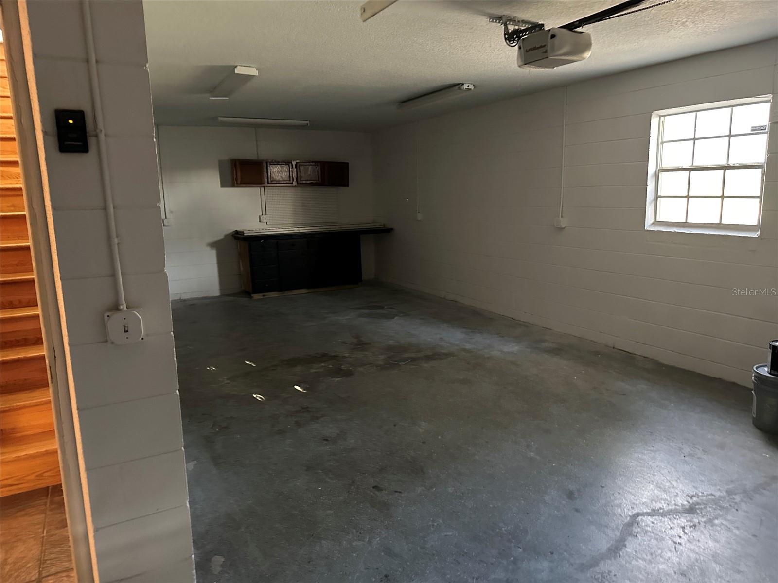 Image 38 of 38 For 41515 Silver Drive