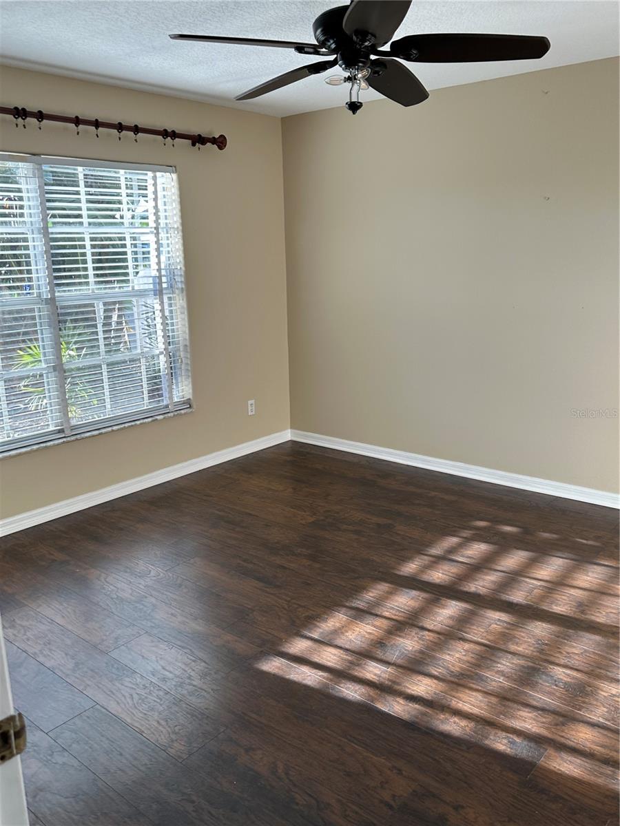 Image 9 of 38 For 41515 Silver Drive