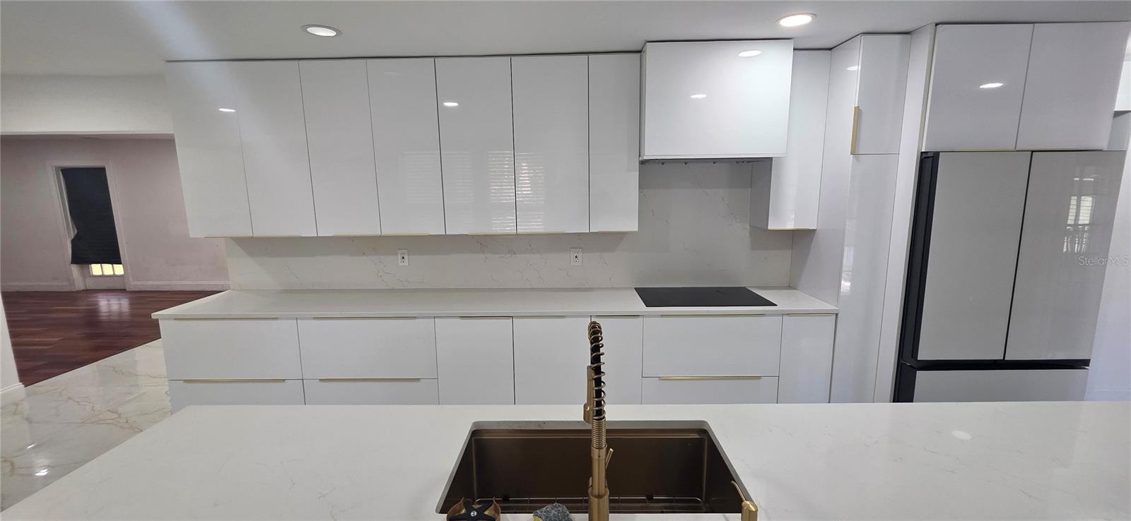 Image 24 of 79 For 8273 Wilson Terrace