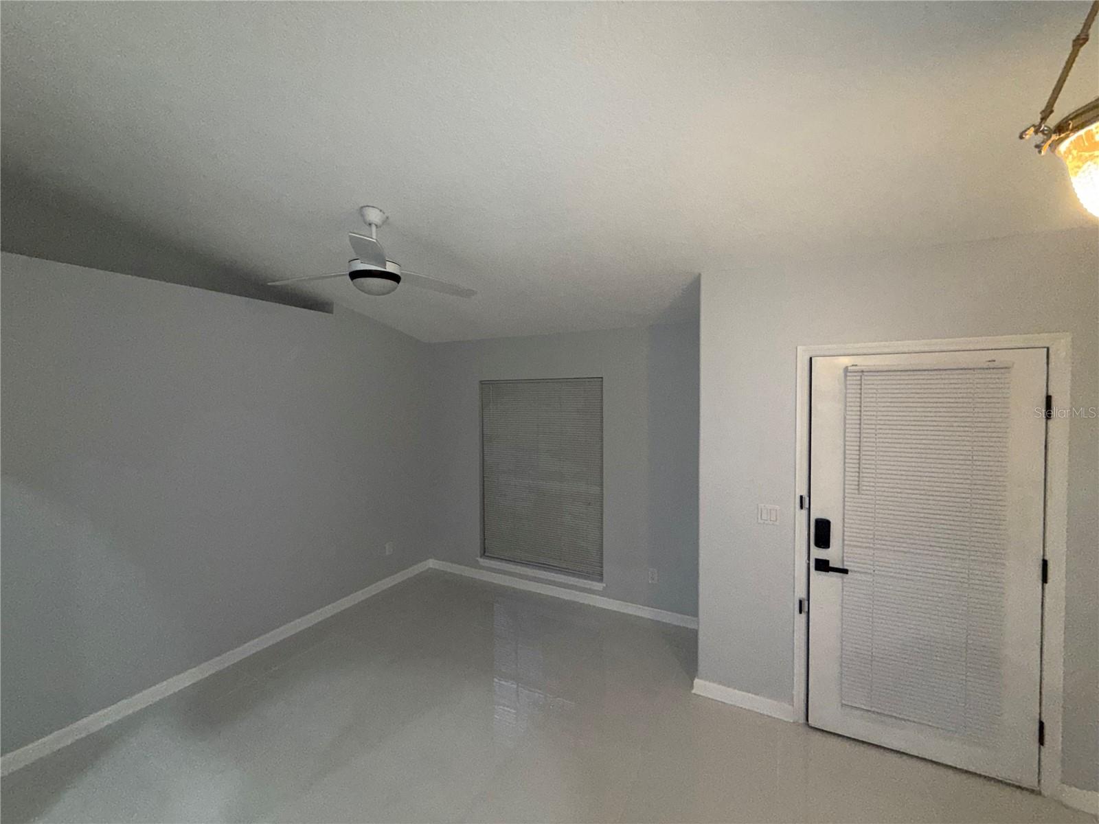 Image 9 of 17 For 465 Haversham Road