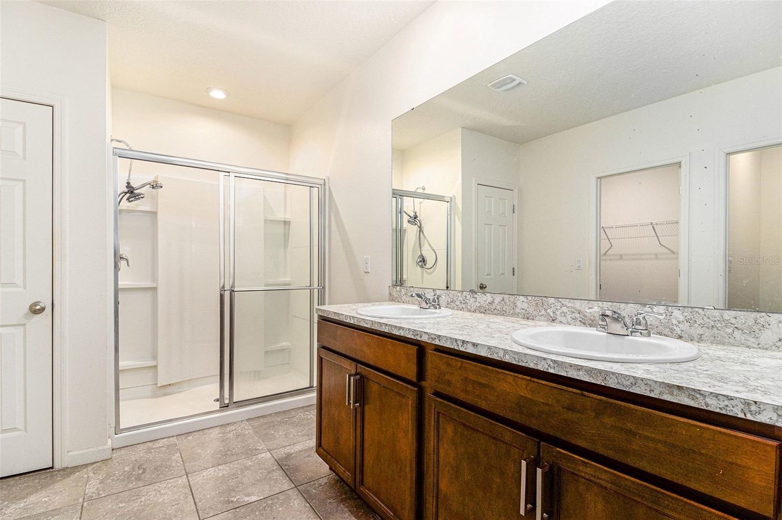 Image 14 of 25 For 769 Forest Trace Circle