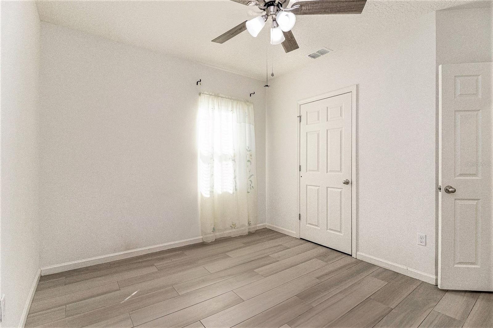 Image 18 of 25 For 769 Forest Trace Circle