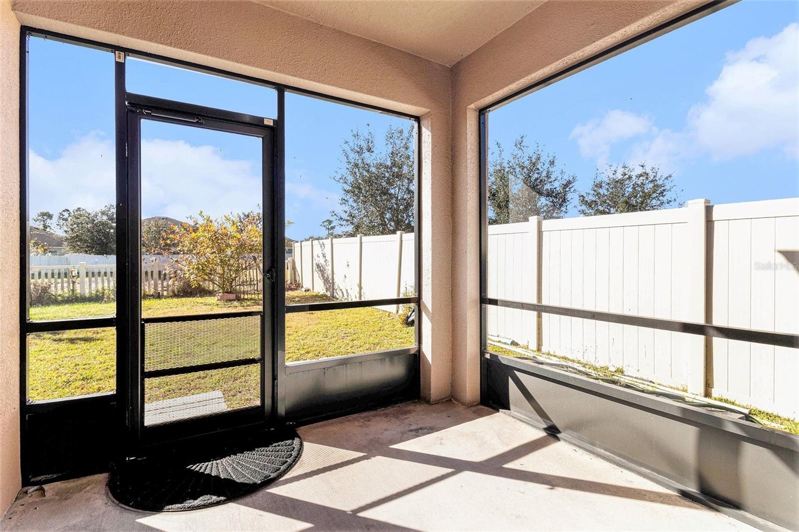 Image 21 of 25 For 769 Forest Trace Circle