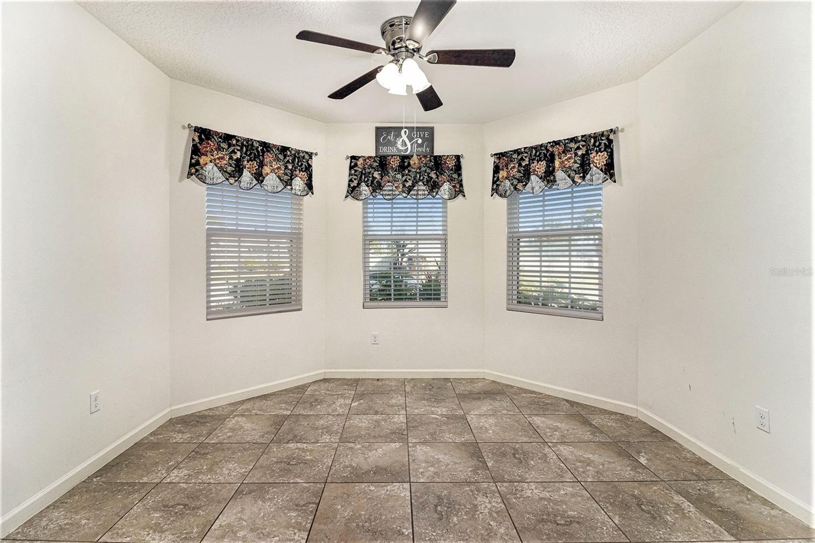 Image 7 of 25 For 769 Forest Trace Circle