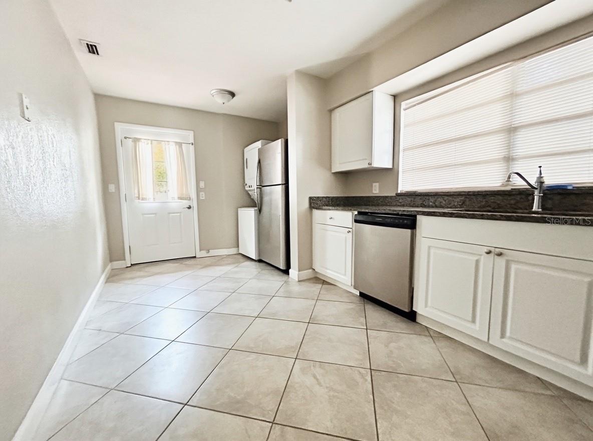 Image 10 of 63 For 35 Winter Park Street