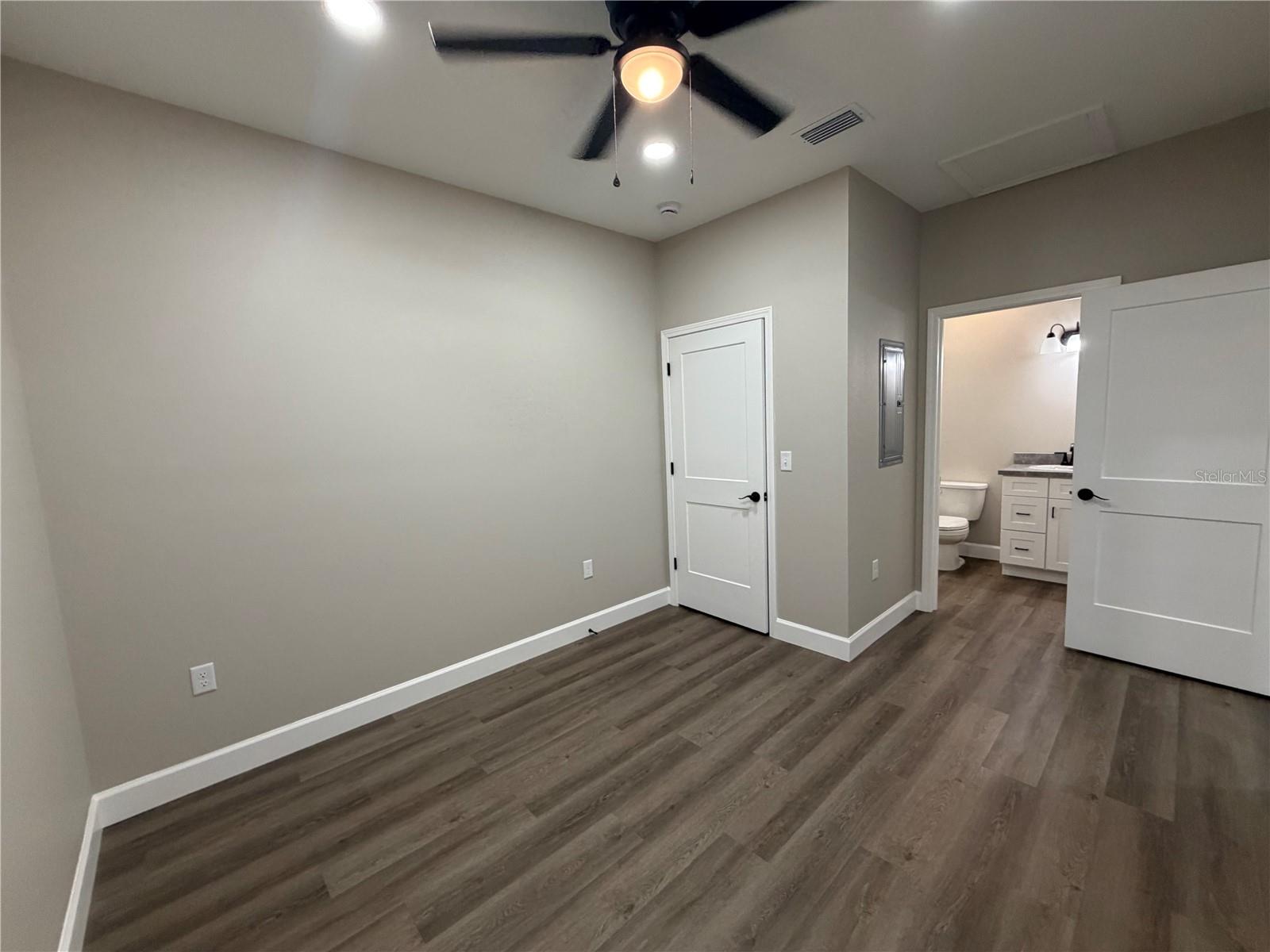 Image 14 of 17 For 1418 Magnolia Loop 102