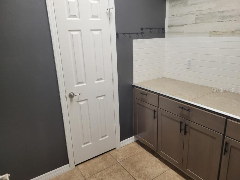 Image 13 of 17 For 5530 Shasta Daisy Place