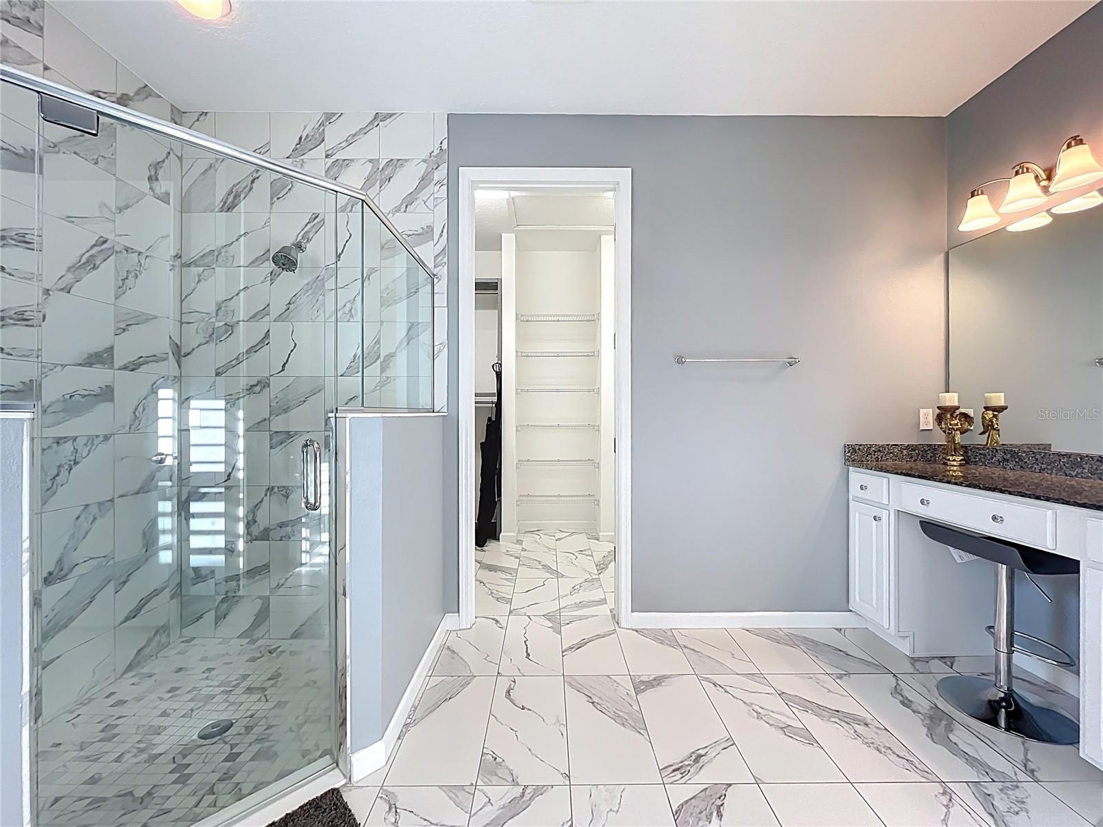 Image 43 of 91 For 295 Northcote Court