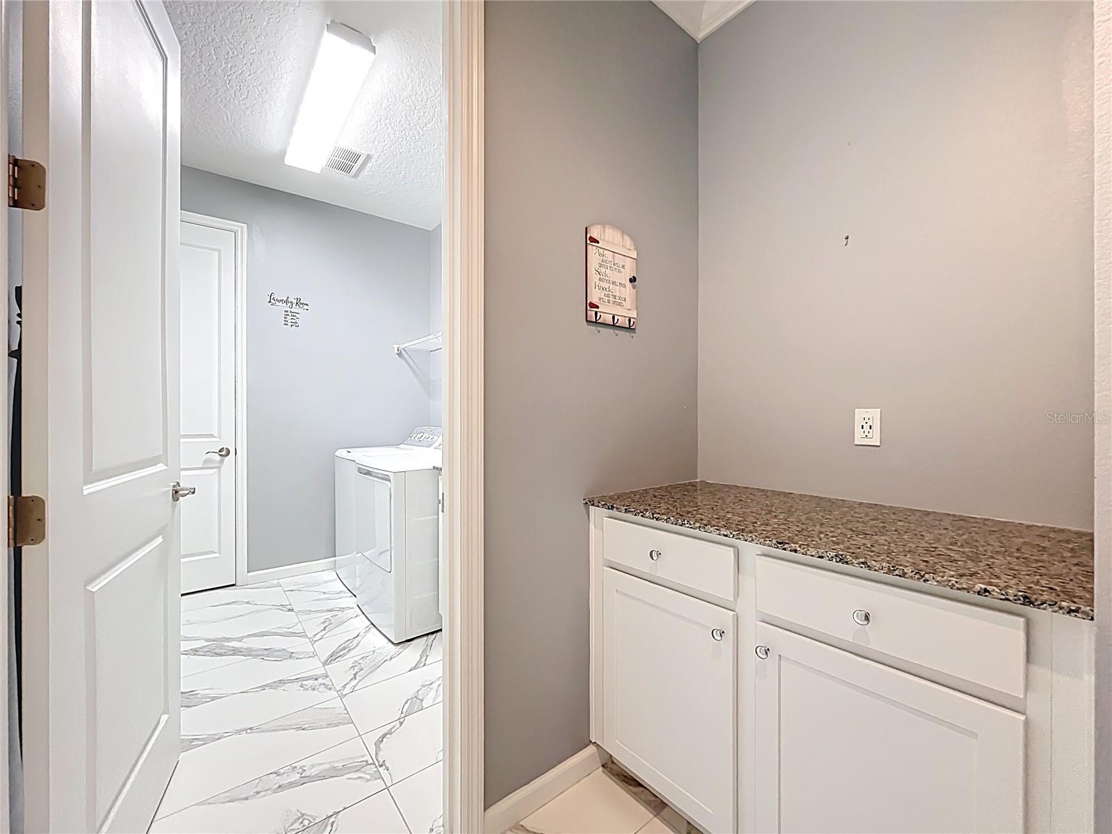 Image 53 of 91 For 295 Northcote Court