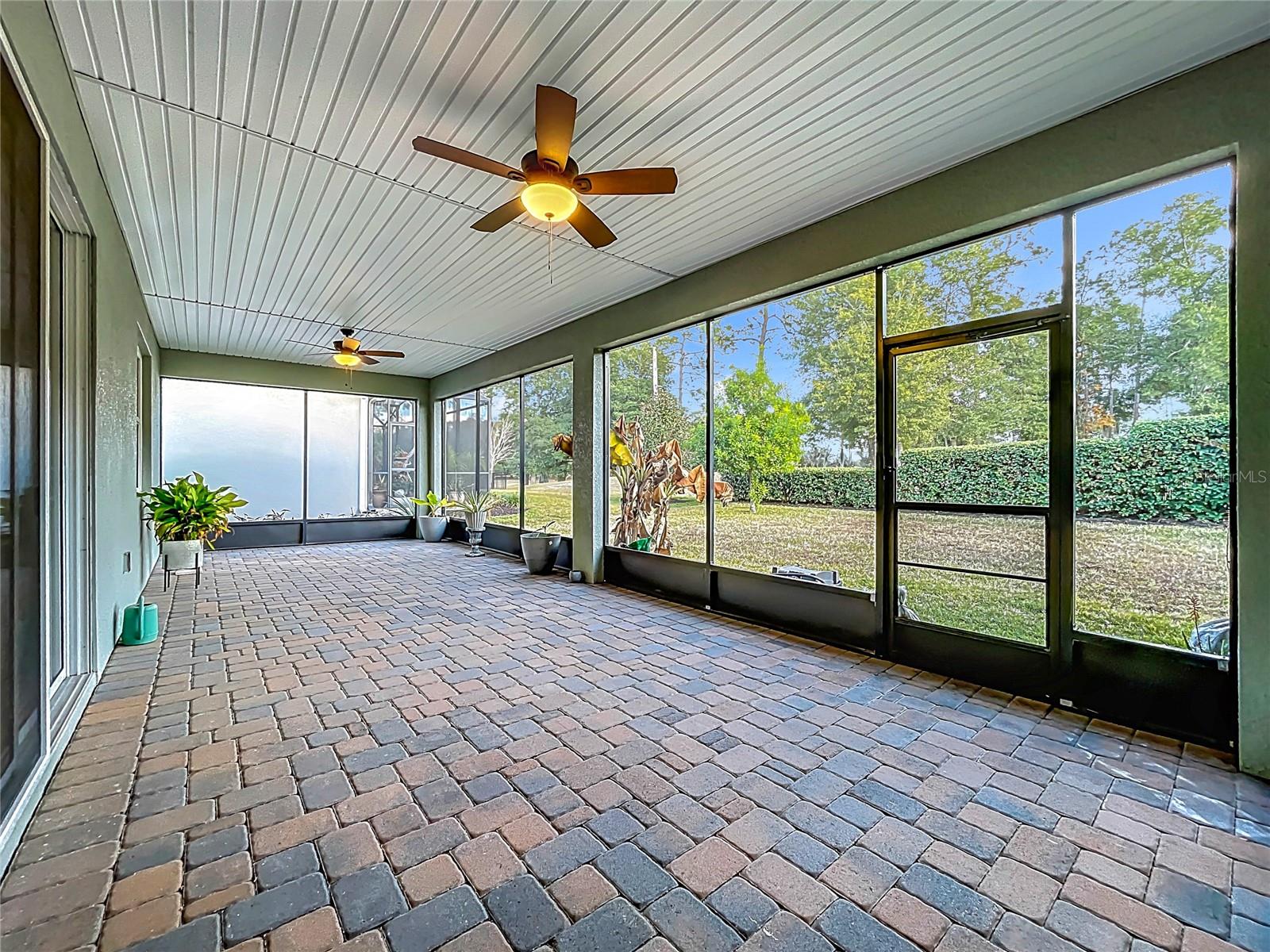 Image 56 of 91 For 295 Northcote Court