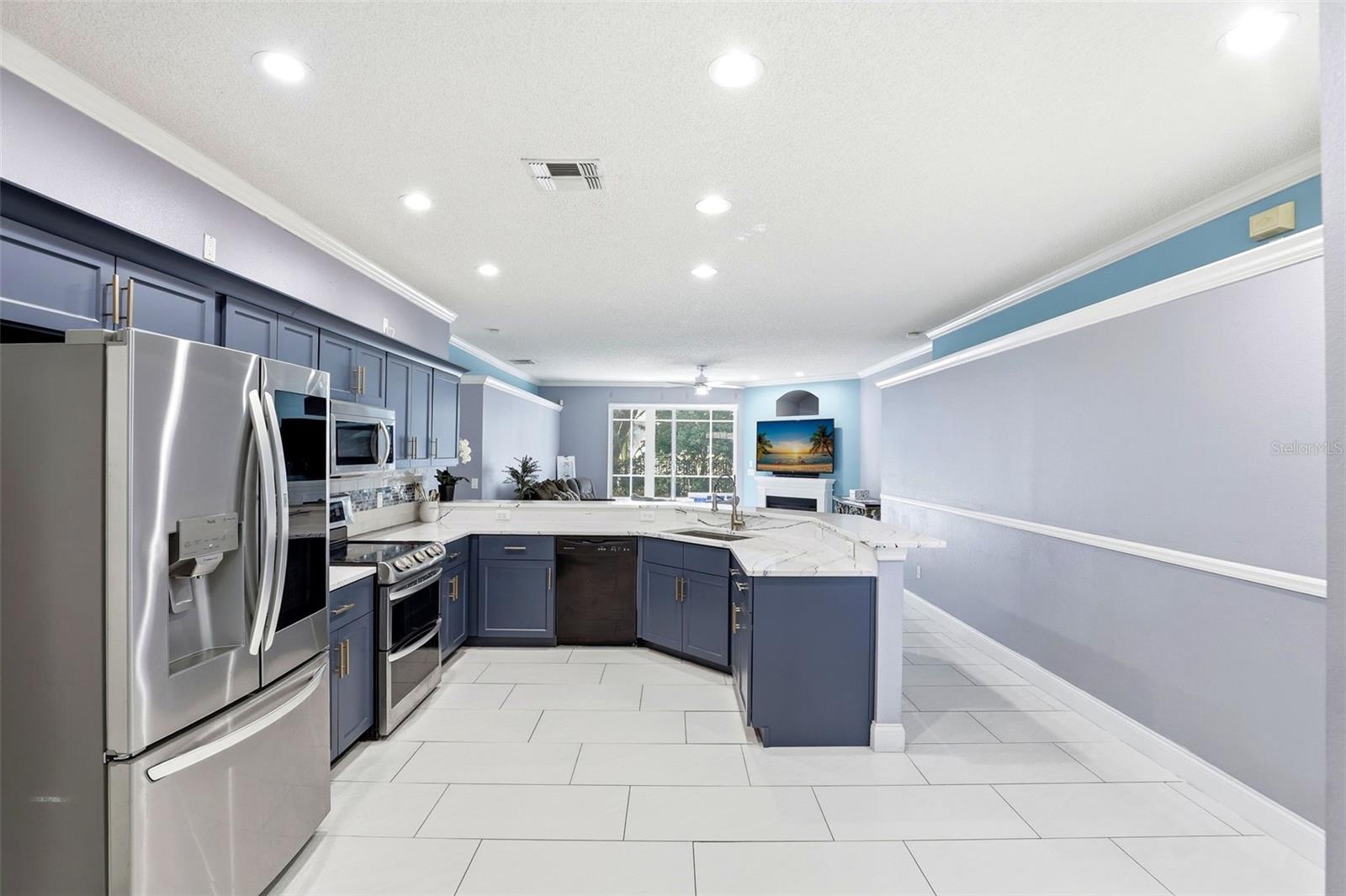 Image 11 of 49 For 2424 Stone Cross Circle