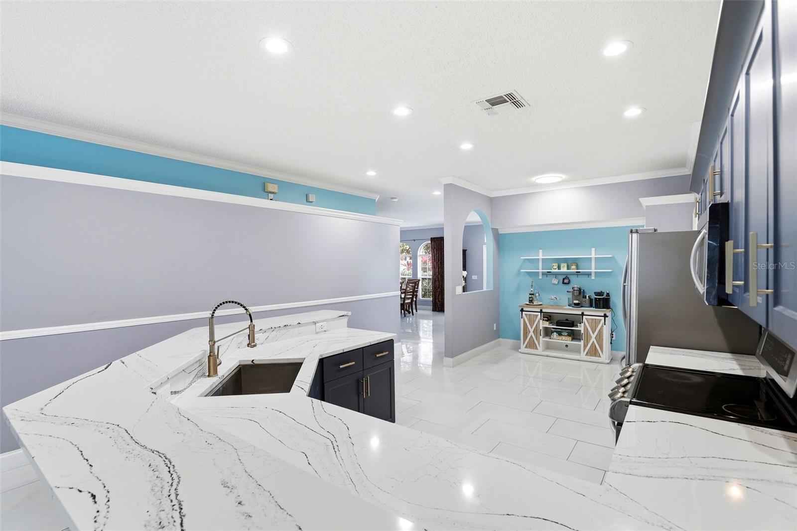 Image 15 of 49 For 2424 Stone Cross Circle