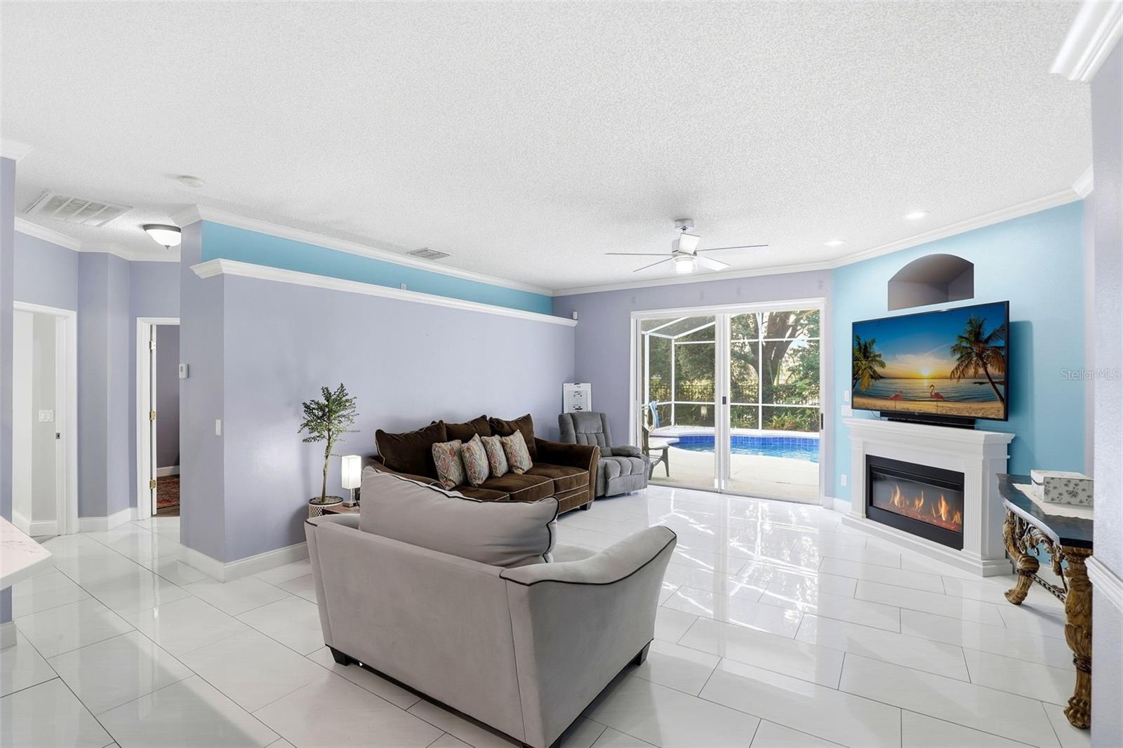 Image 16 of 49 For 2424 Stone Cross Circle