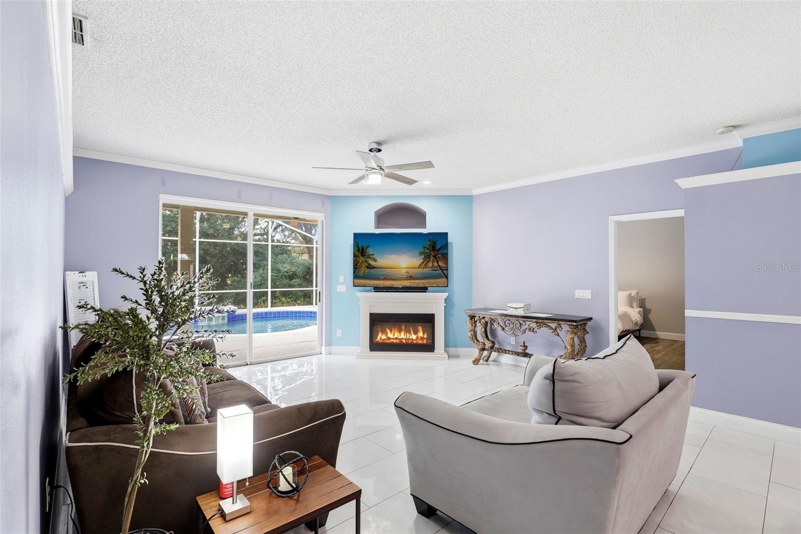 Image 18 of 49 For 2424 Stone Cross Circle