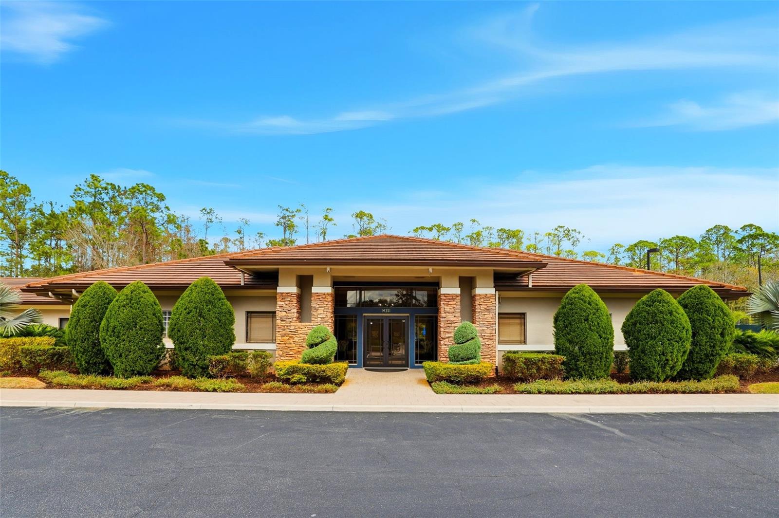 Image 42 of 49 For 2424 Stone Cross Circle
