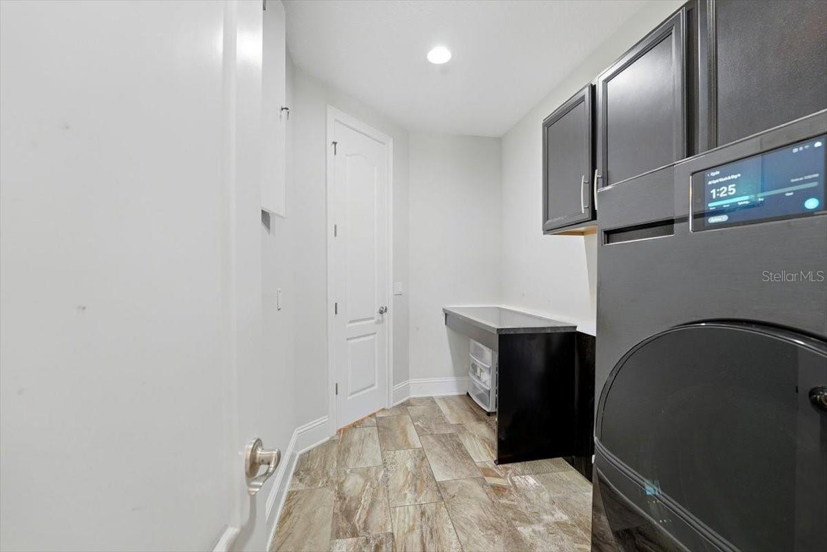 Image 27 of 62 For 13790 Heaney Avenue