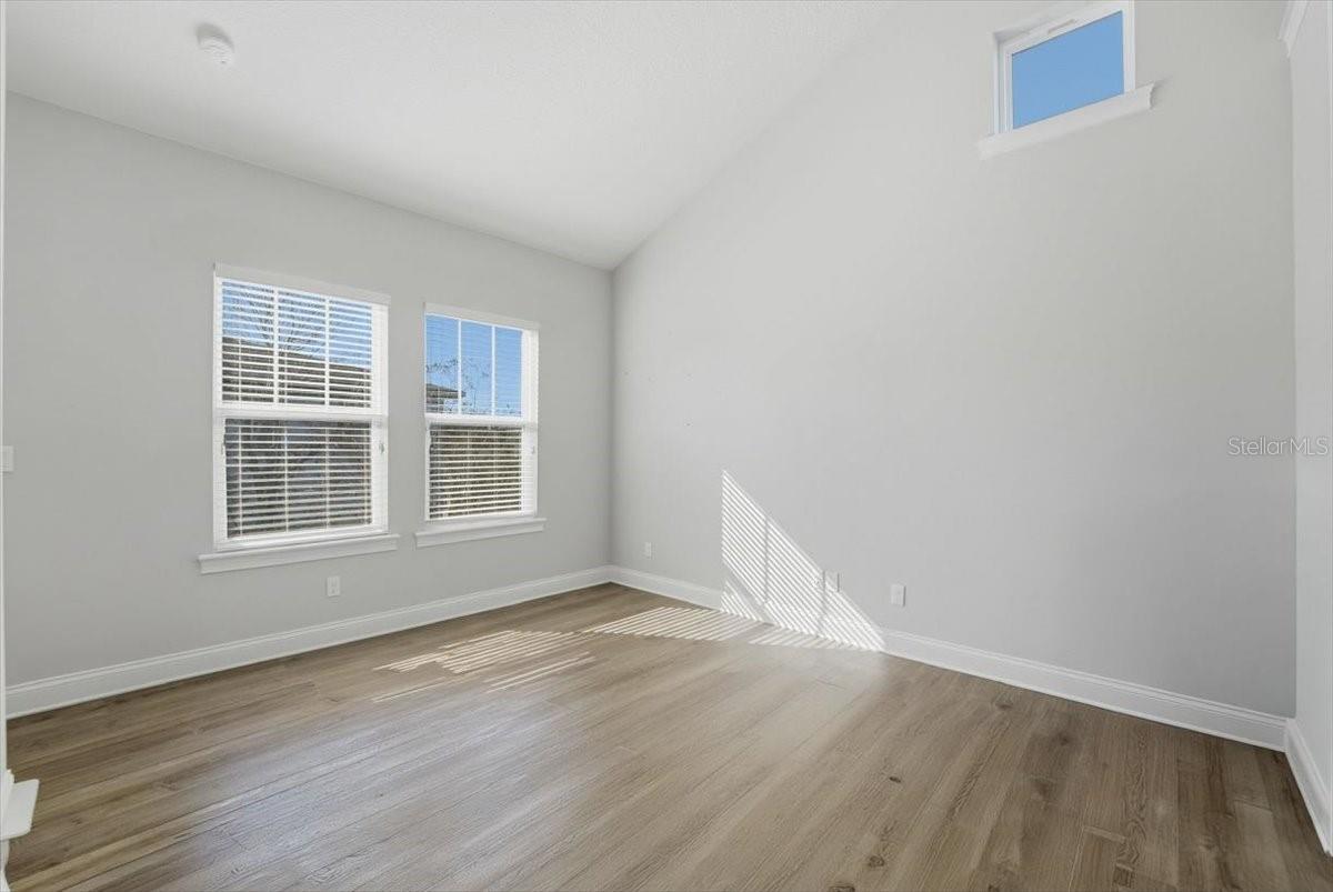 Image 52 of 62 For 13790 Heaney Avenue