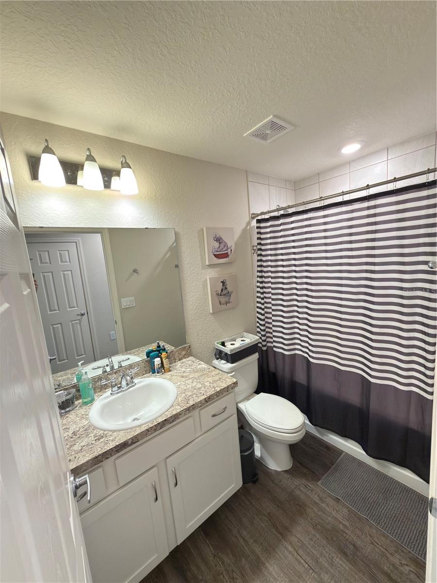 Image 24 of 41 For 1088 Zion Drive