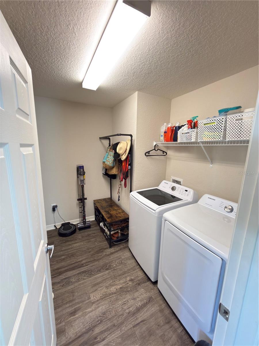 Image 29 of 41 For 1088 Zion Drive