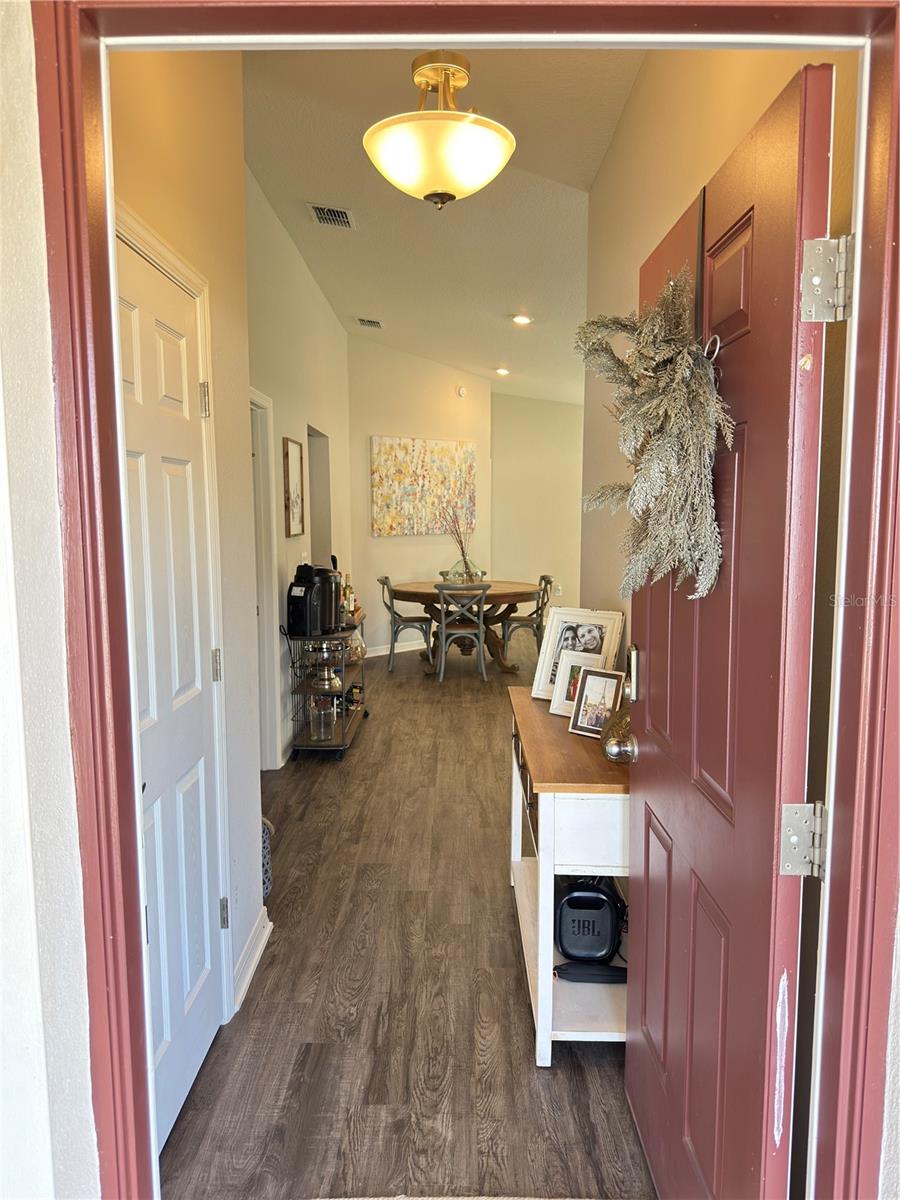 Image 5 of 41 For 1088 Zion Drive