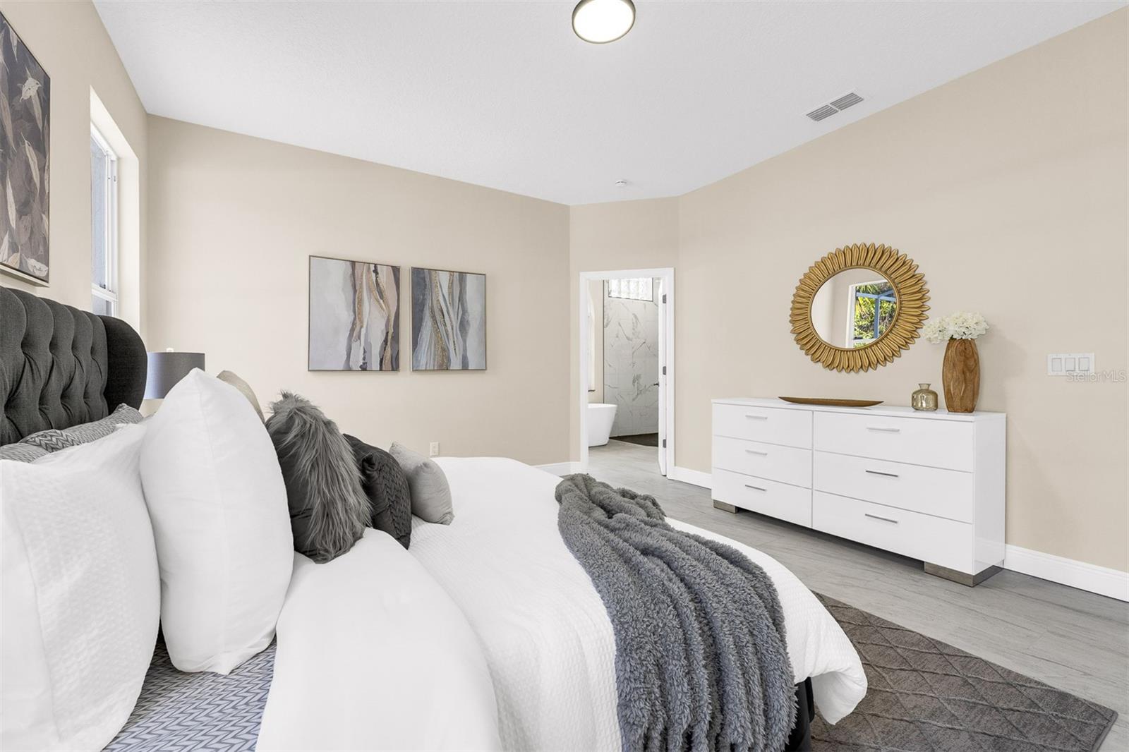 Image 26 of 48 For 5010 Labrador Lane