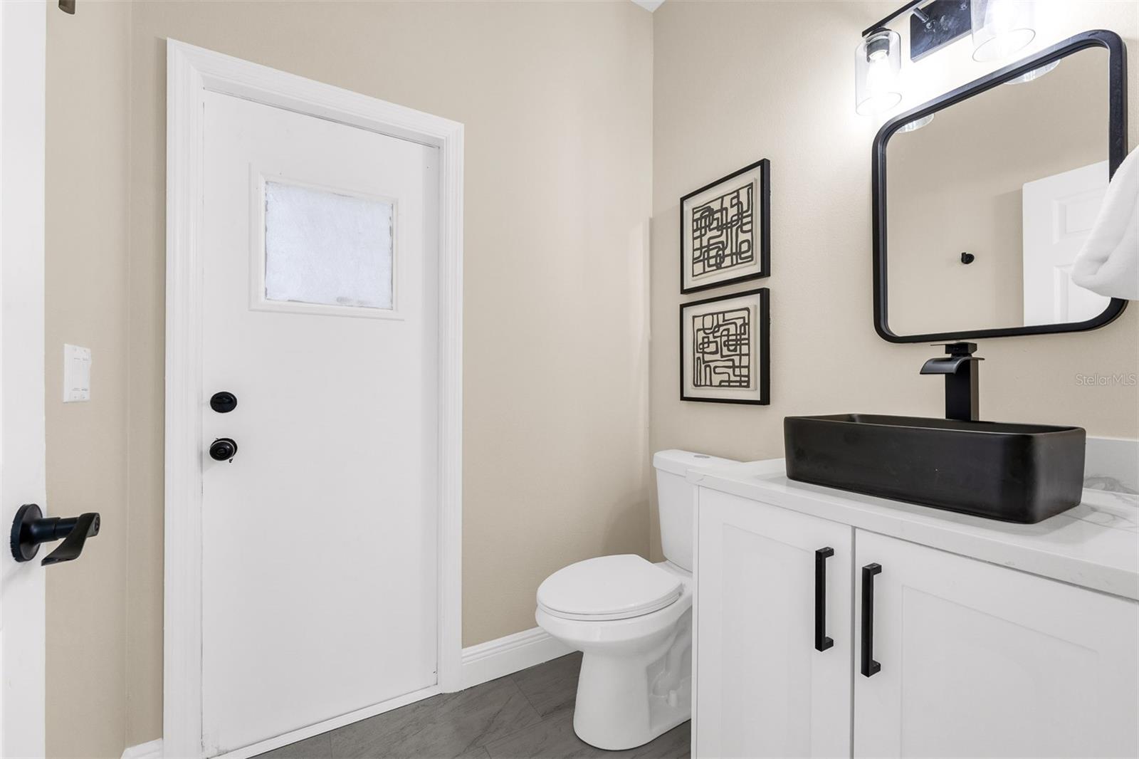 Image 28 of 48 For 5010 Labrador Lane