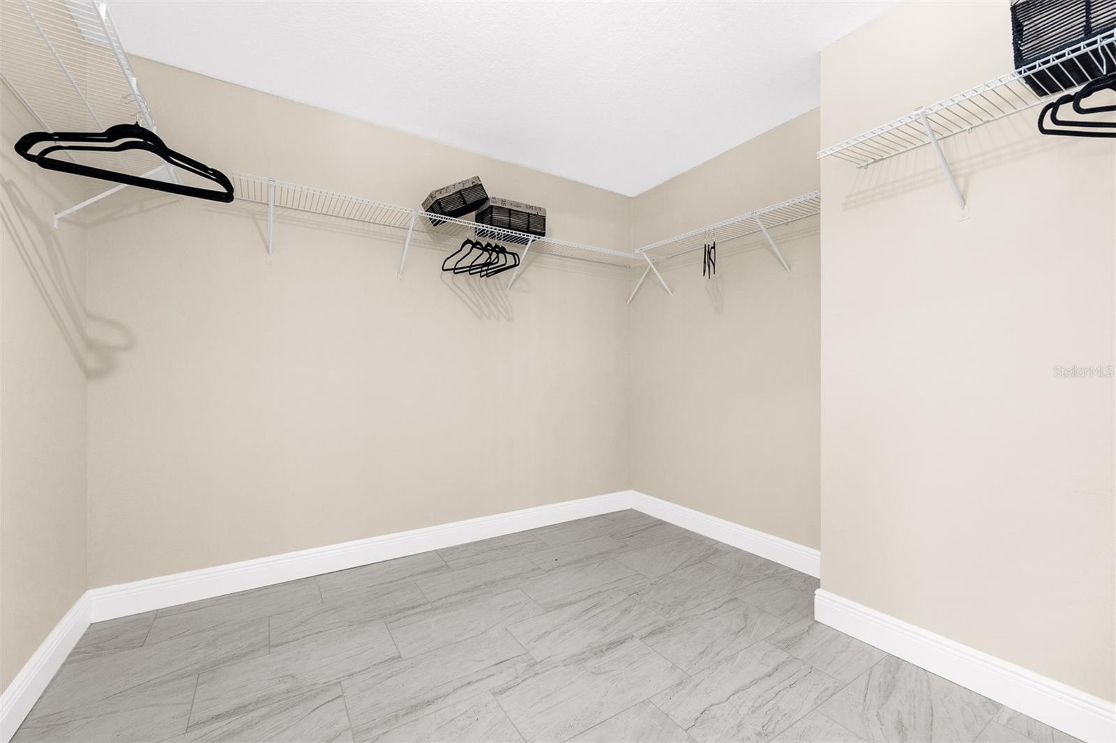 Image 32 of 48 For 5010 Labrador Lane