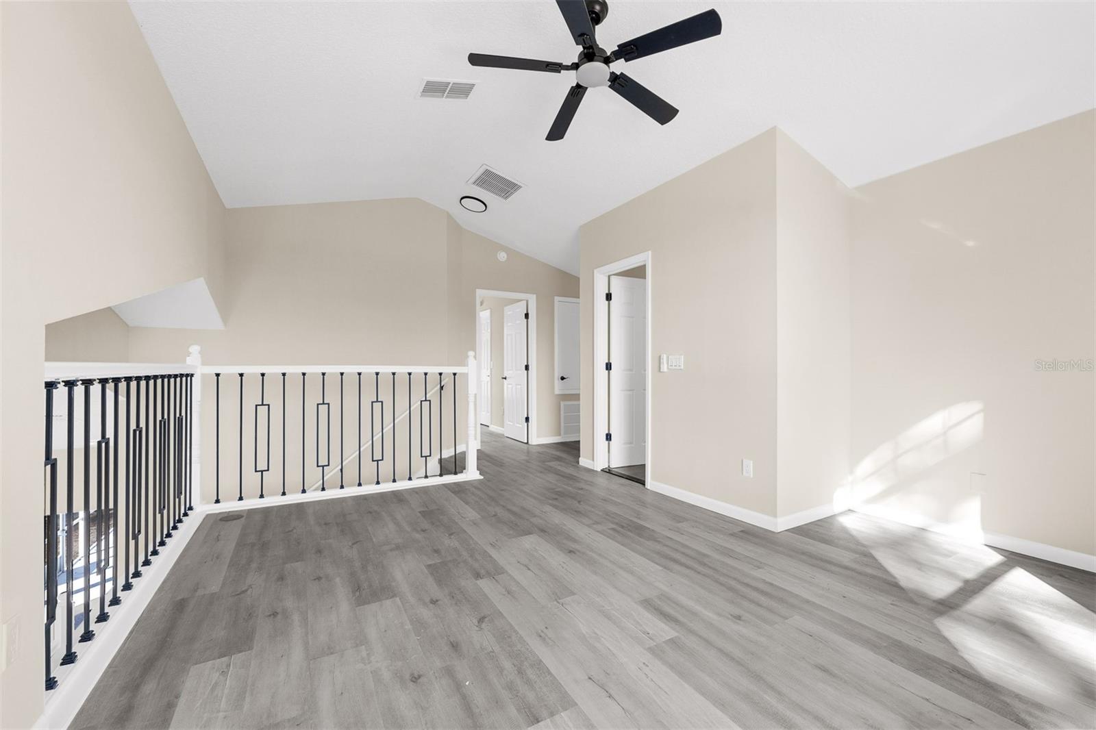 Image 35 of 48 For 5010 Labrador Lane