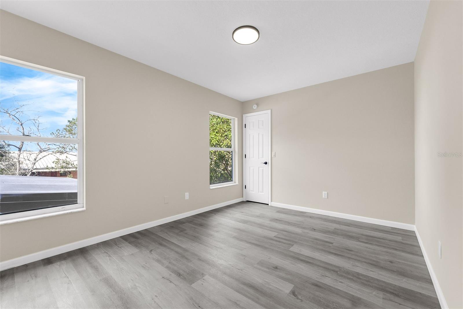 Image 44 of 48 For 5010 Labrador Lane