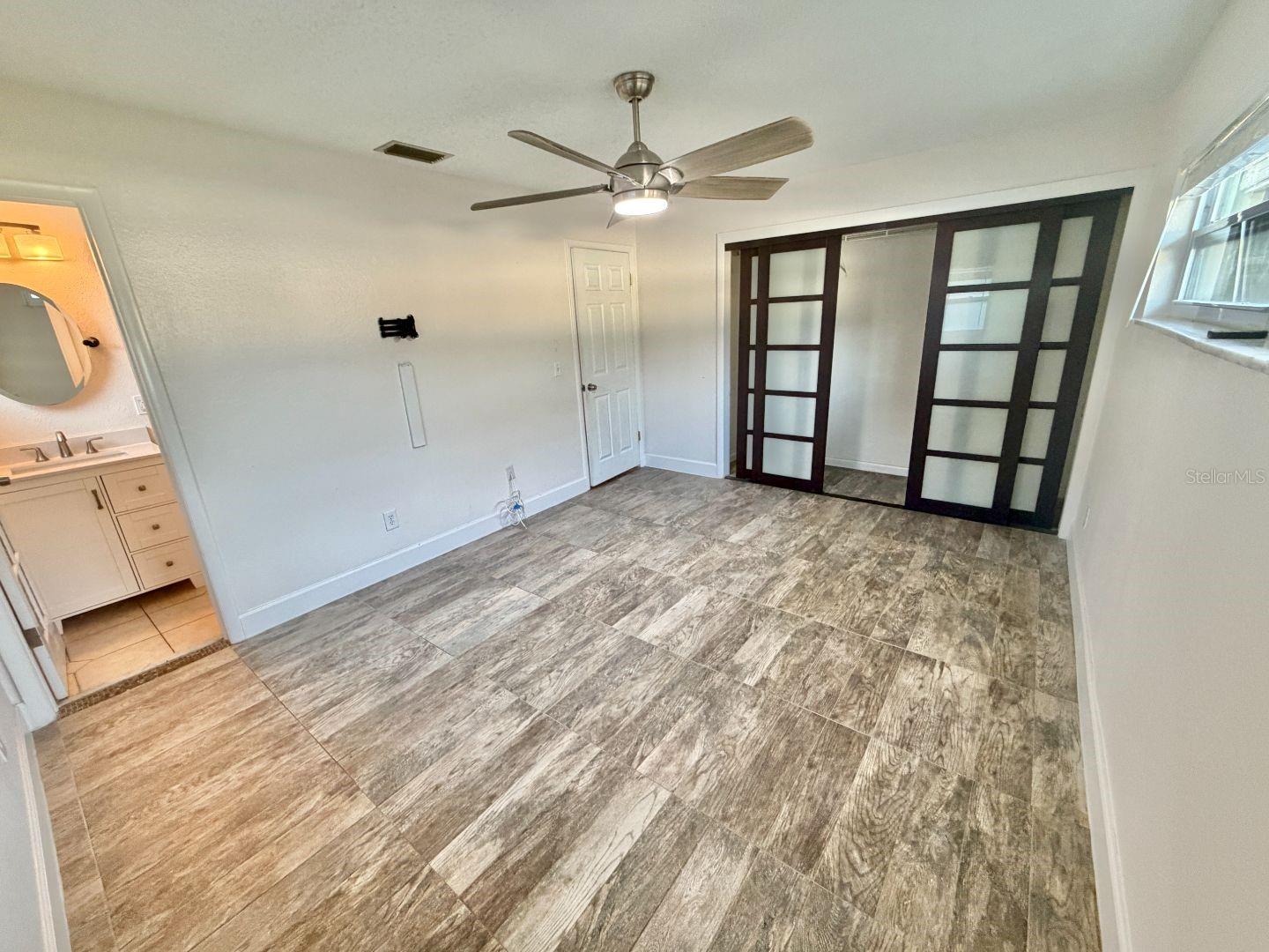 Image 18 of 29 For 653 Sherwood Drive