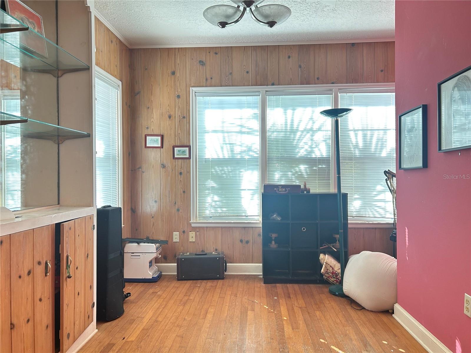 Image 13 of 52 For 1105 Herndon Street