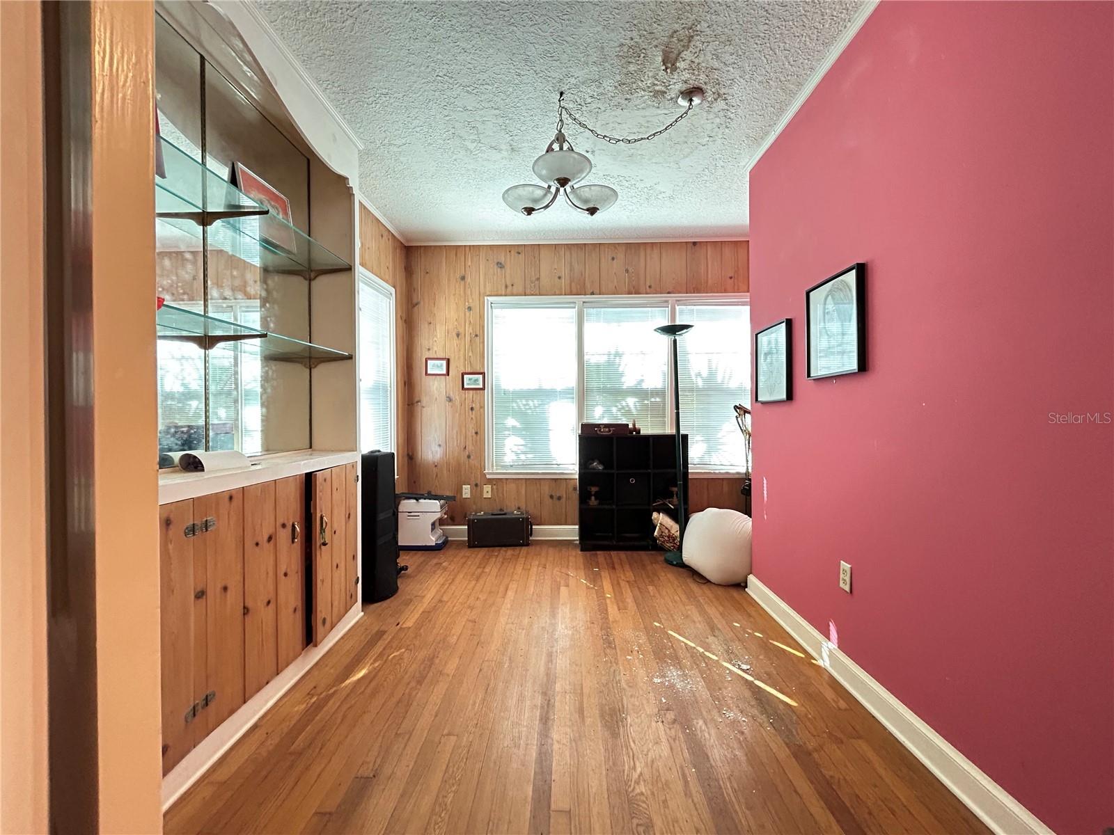 Image 14 of 52 For 1105 Herndon Street