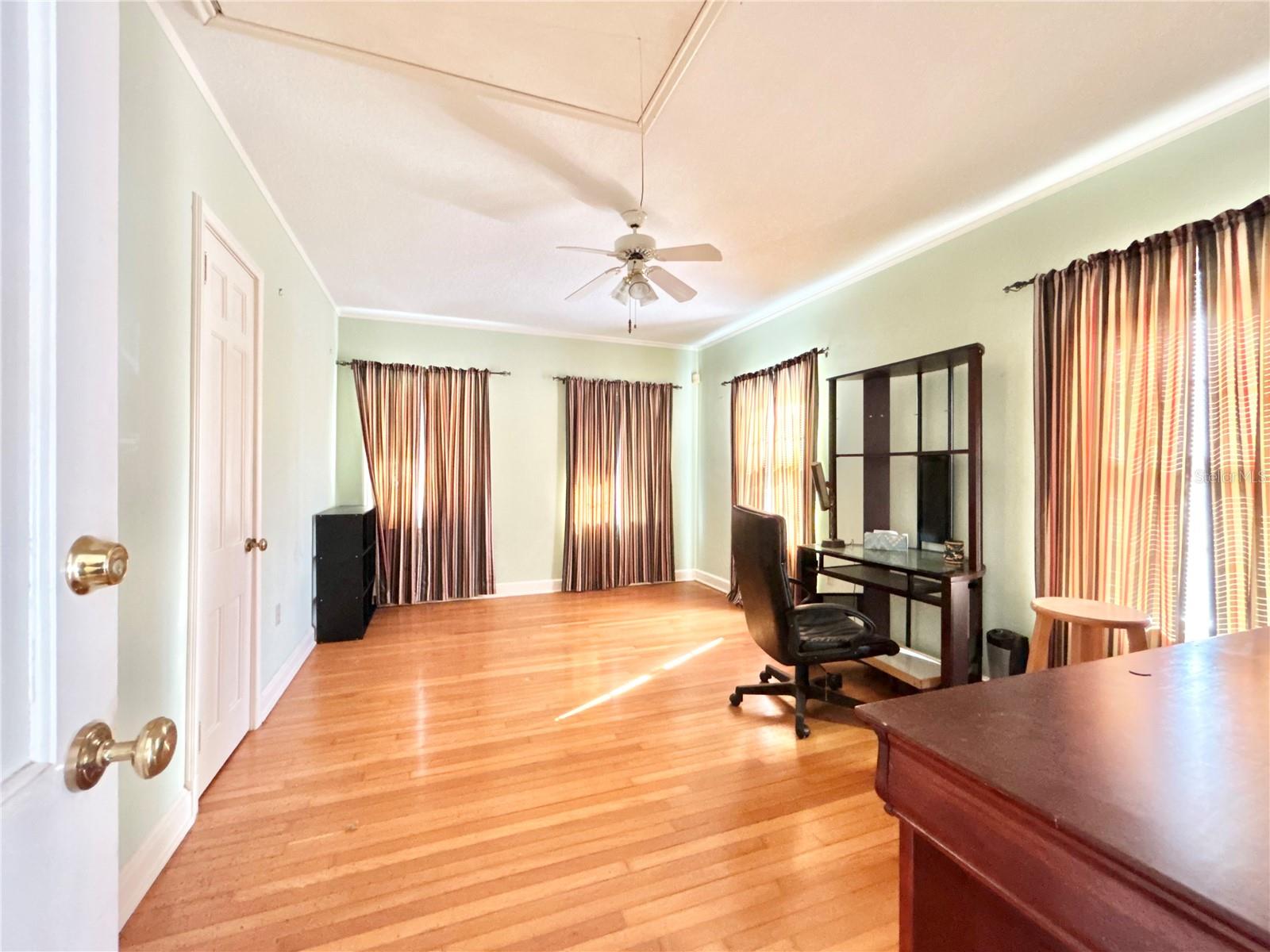 Image 25 of 52 For 1105 Herndon Street