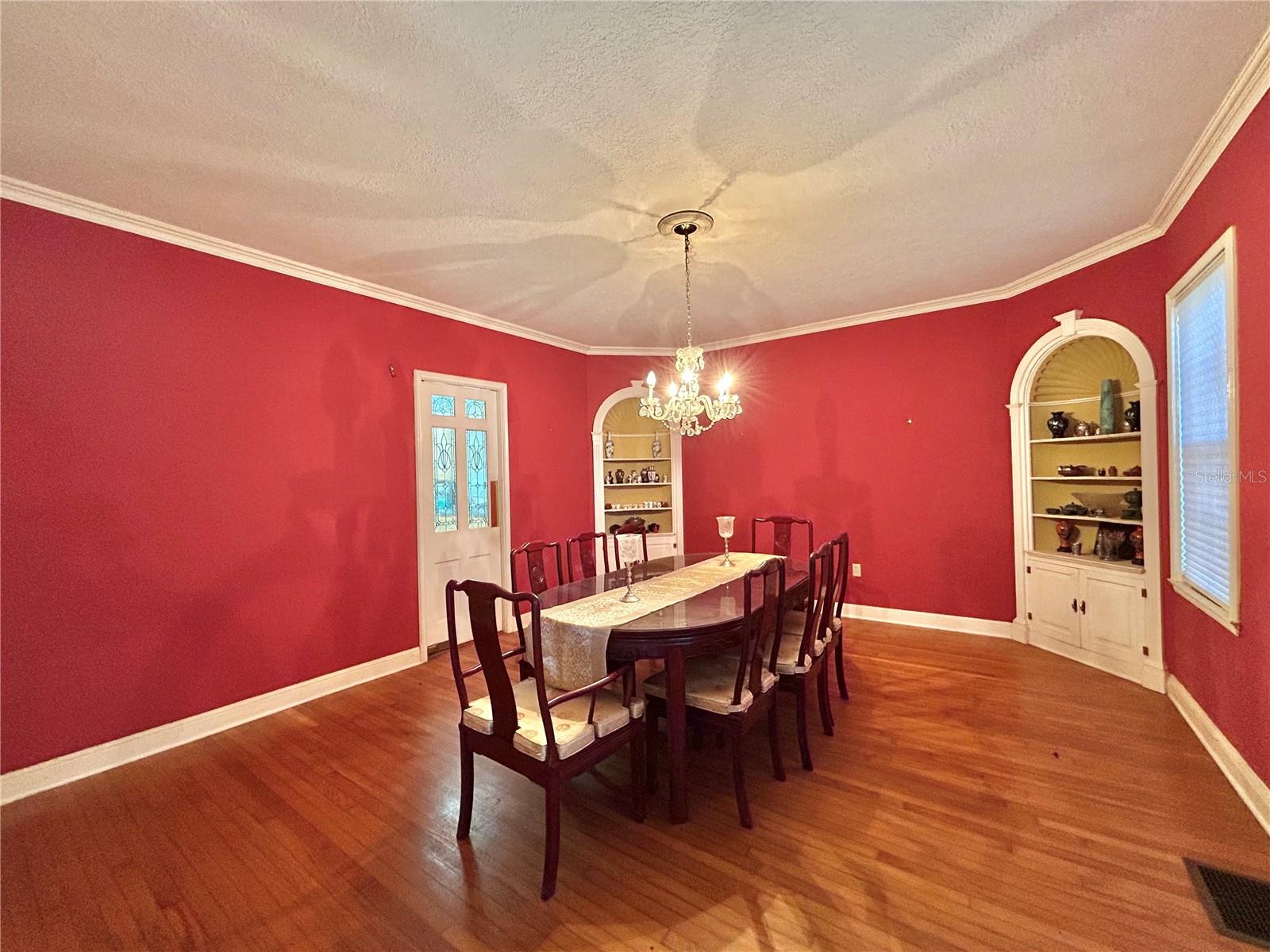 Image 3 of 52 For 1105 Herndon Street