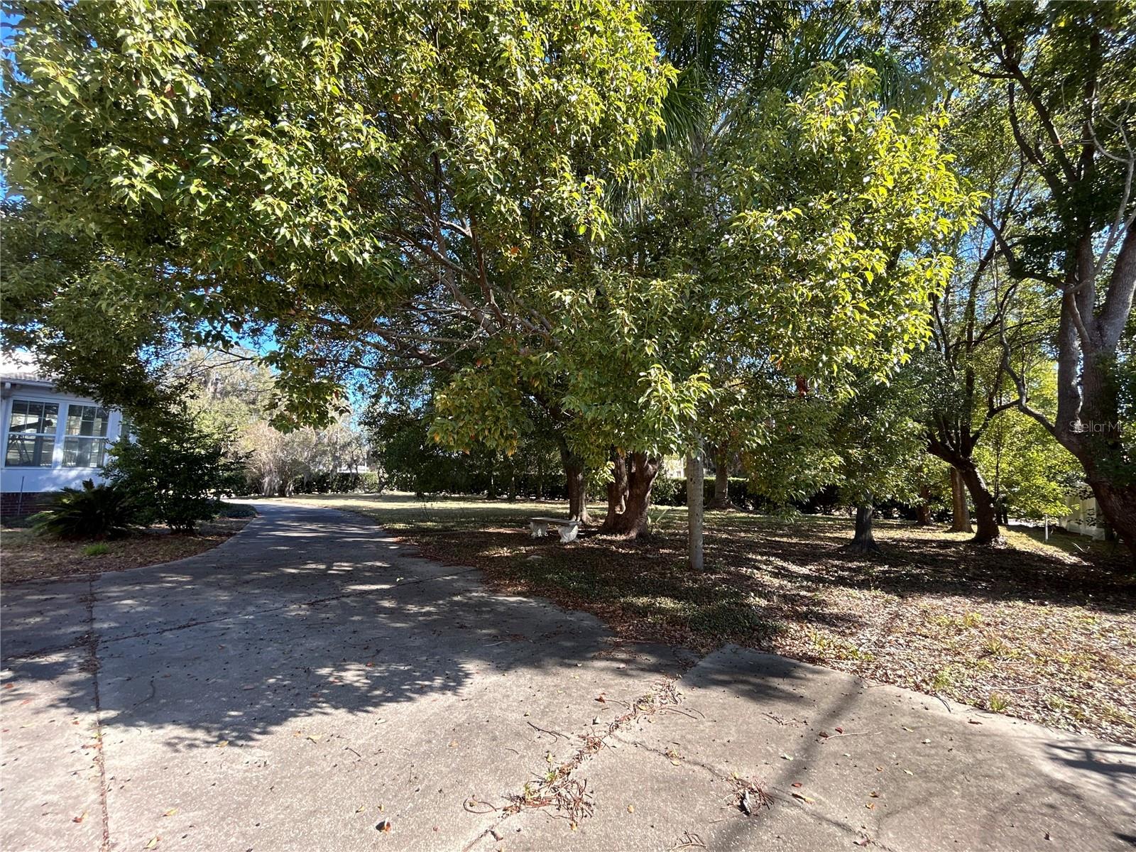 Image 33 of 52 For 1105 Herndon Street