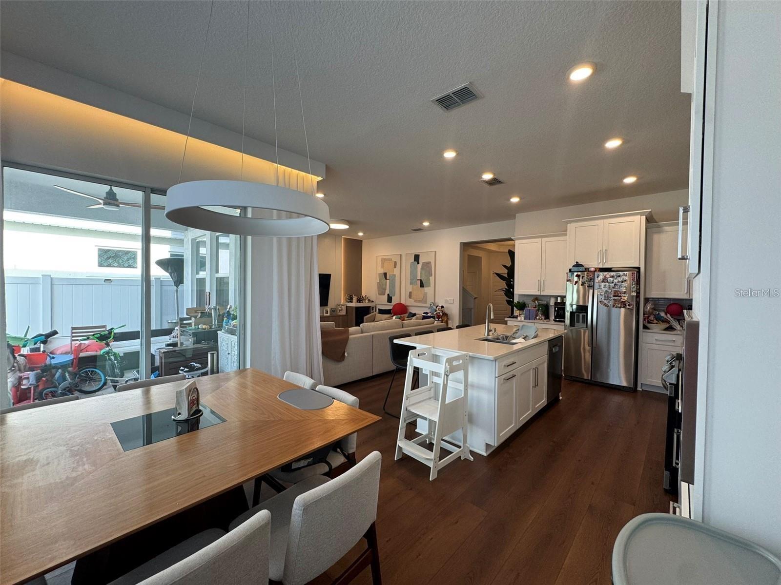 Image 11 of 57 For 14931 Lebeau Loop