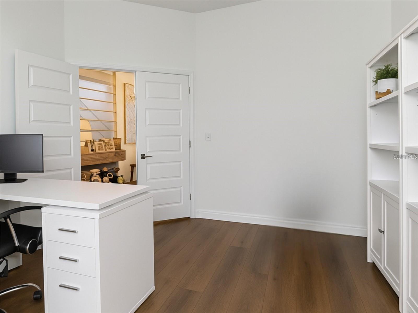 Image 16 of 57 For 14931 Lebeau Loop