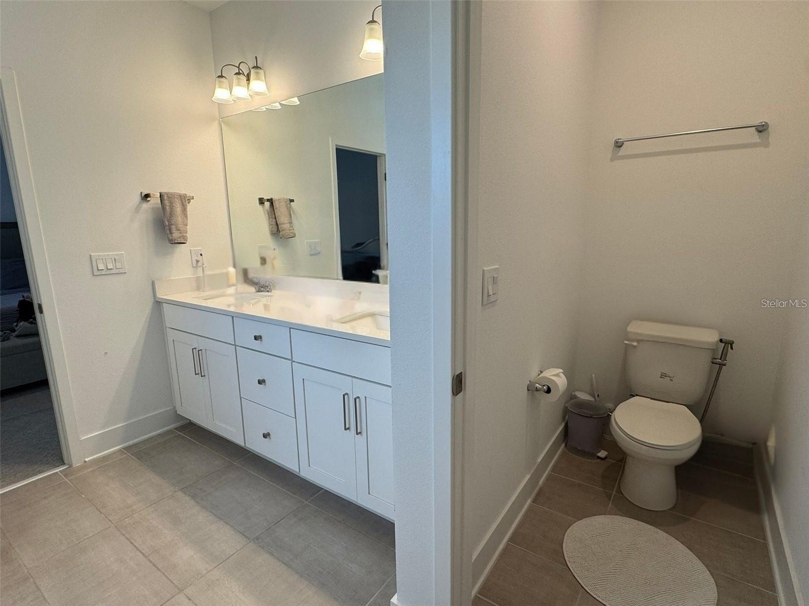 Image 25 of 57 For 14931 Lebeau Loop