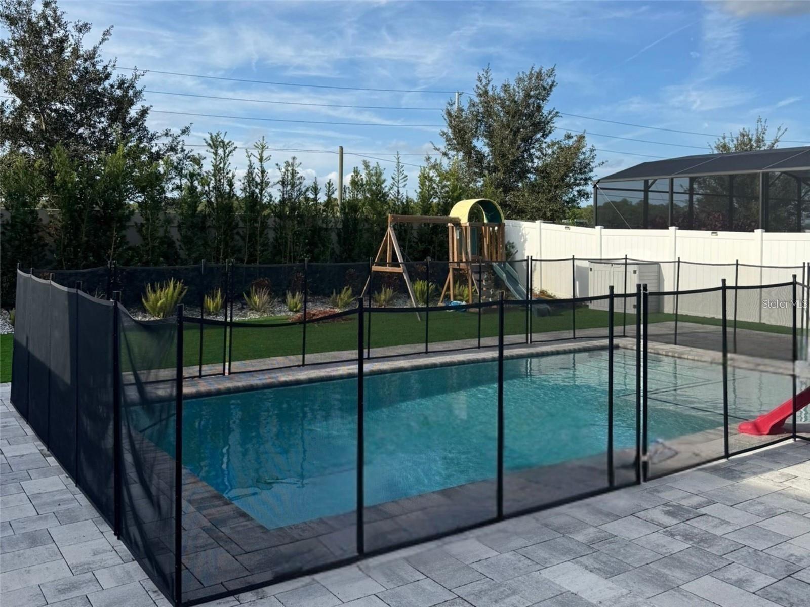 Image 49 of 57 For 14931 Lebeau Loop