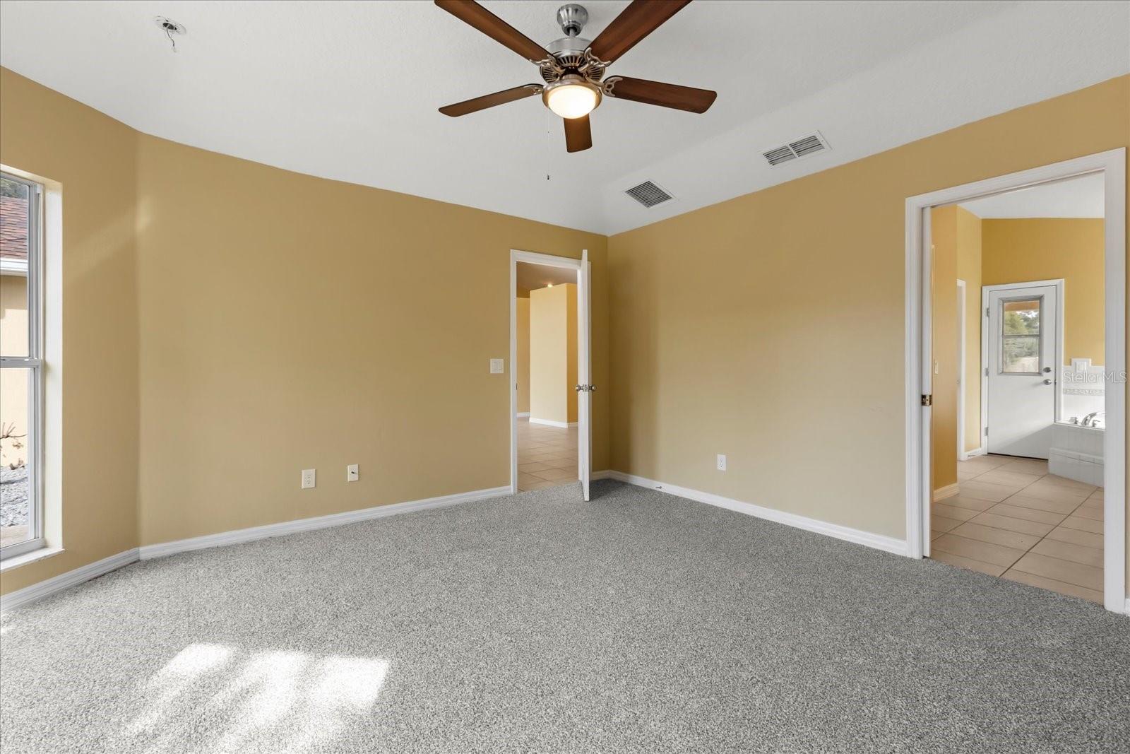 Image 30 of 35 For 619 Rhodes Drive