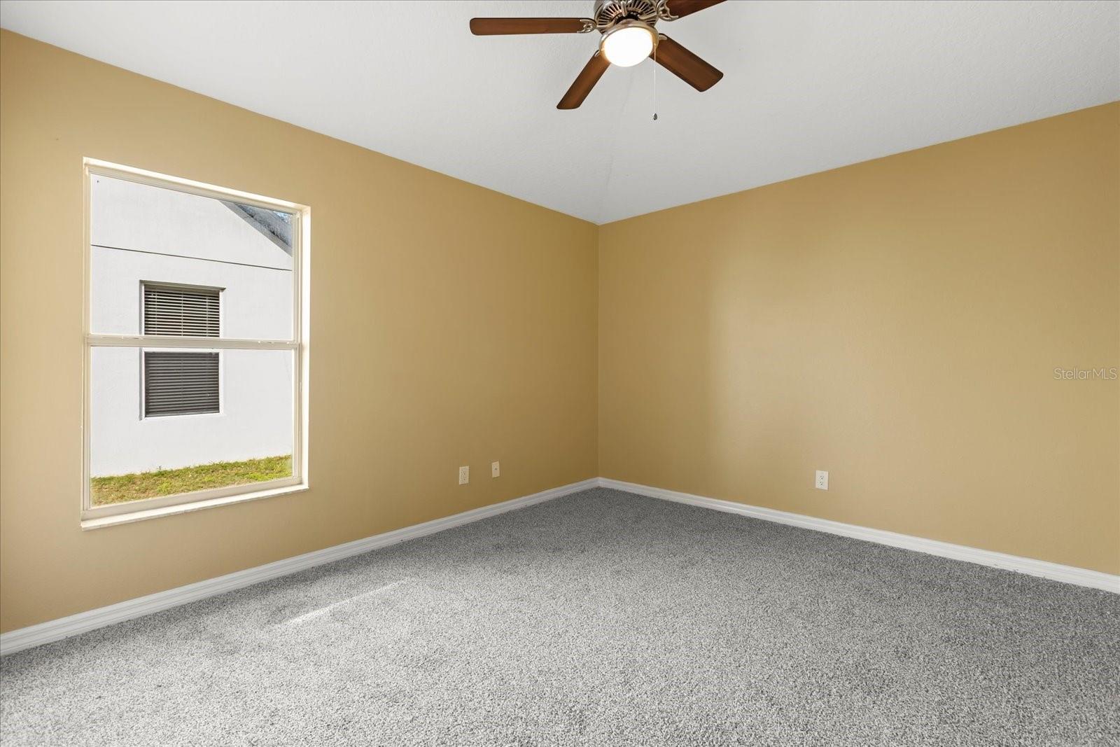 Image 31 of 35 For 619 Rhodes Drive