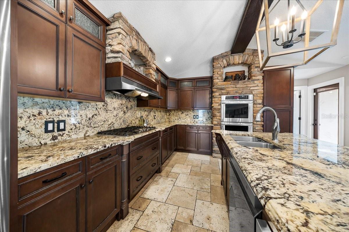 Image 50 of 83 For 452 Paradise Point Road