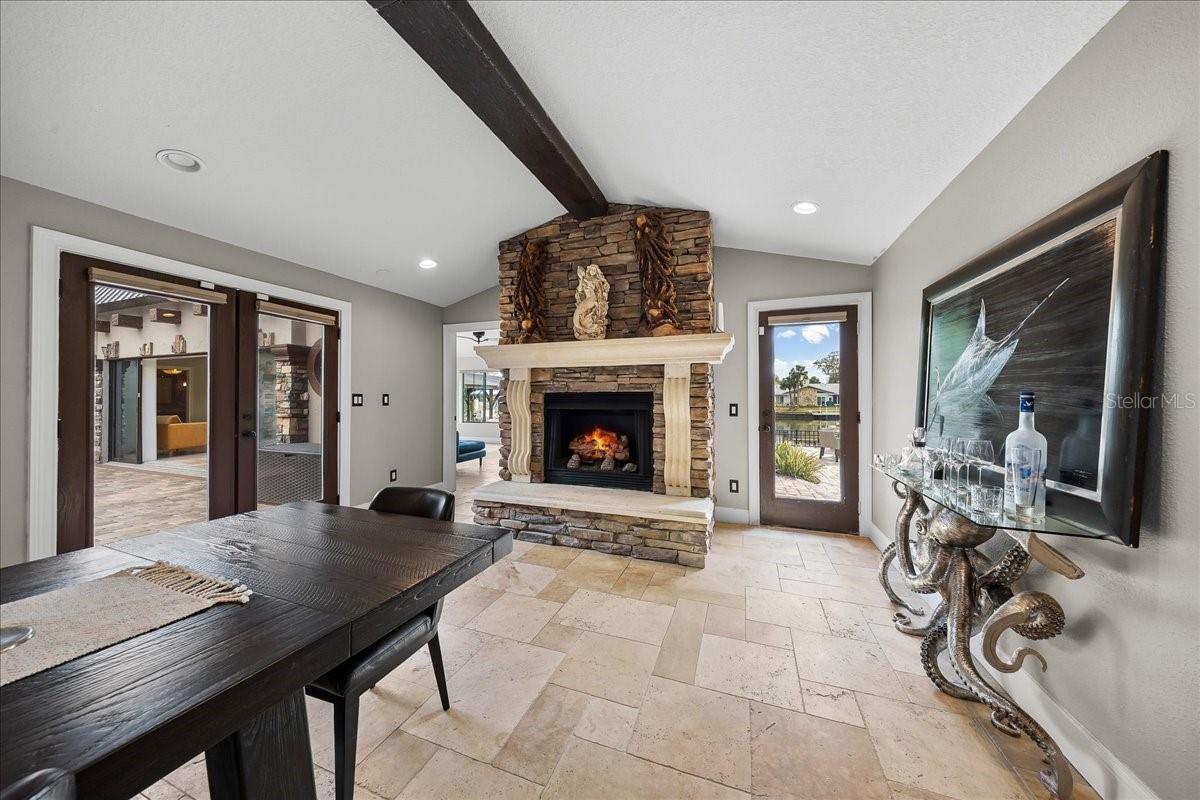 Image 56 of 83 For 452 Paradise Point Road