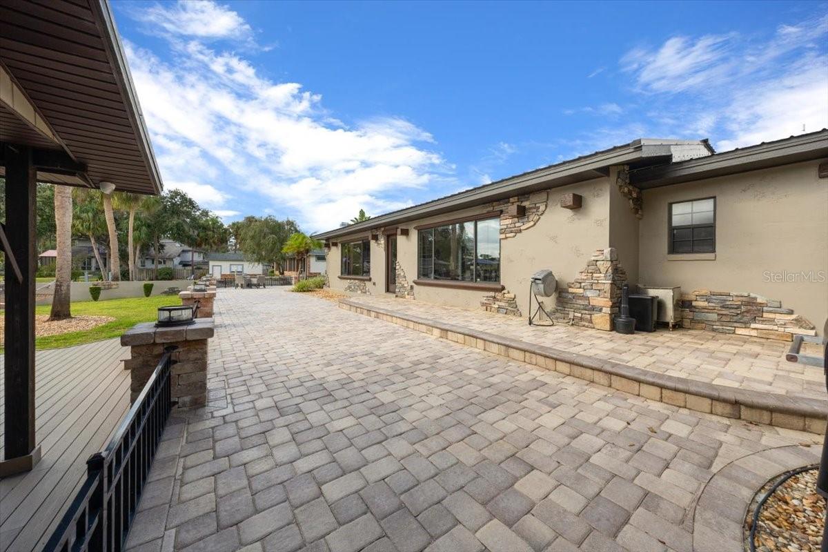 Image 60 of 83 For 452 Paradise Point Road