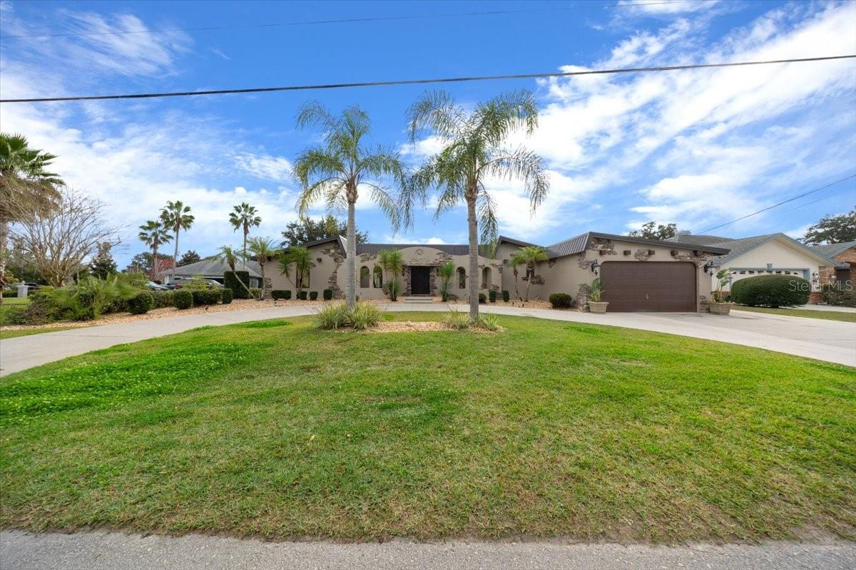 Image 69 of 83 For 452 Paradise Point Road