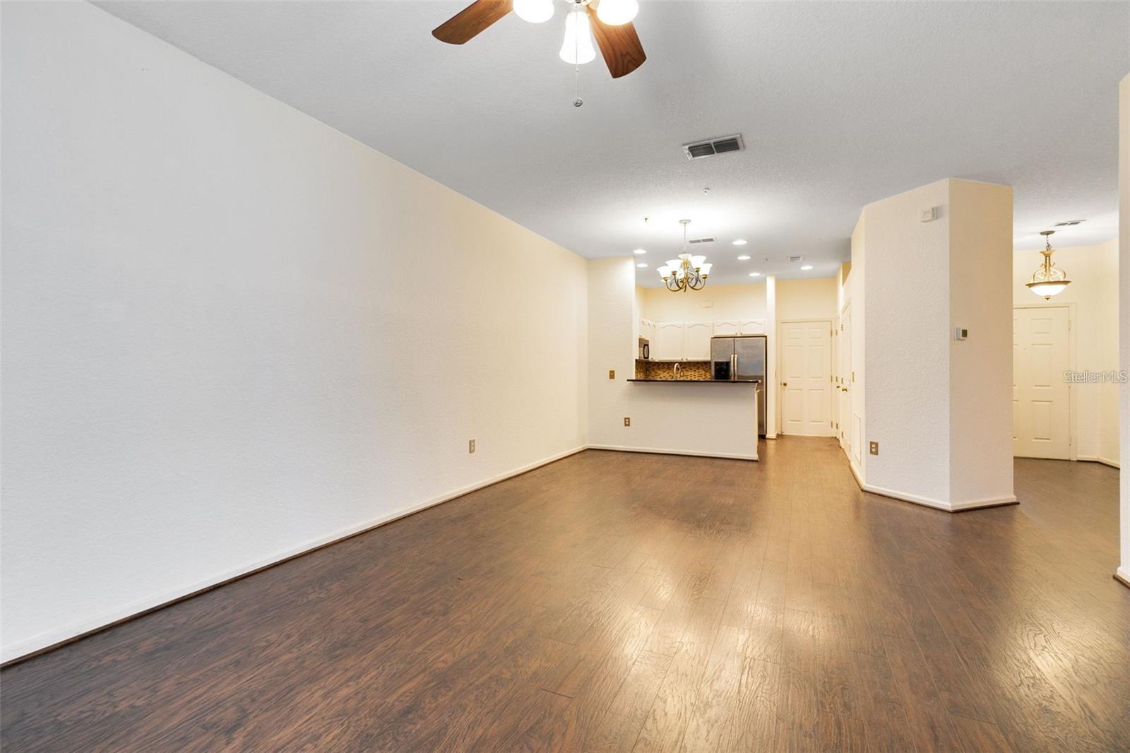 Image 14 of 37 For 1321 Falling Star Lane