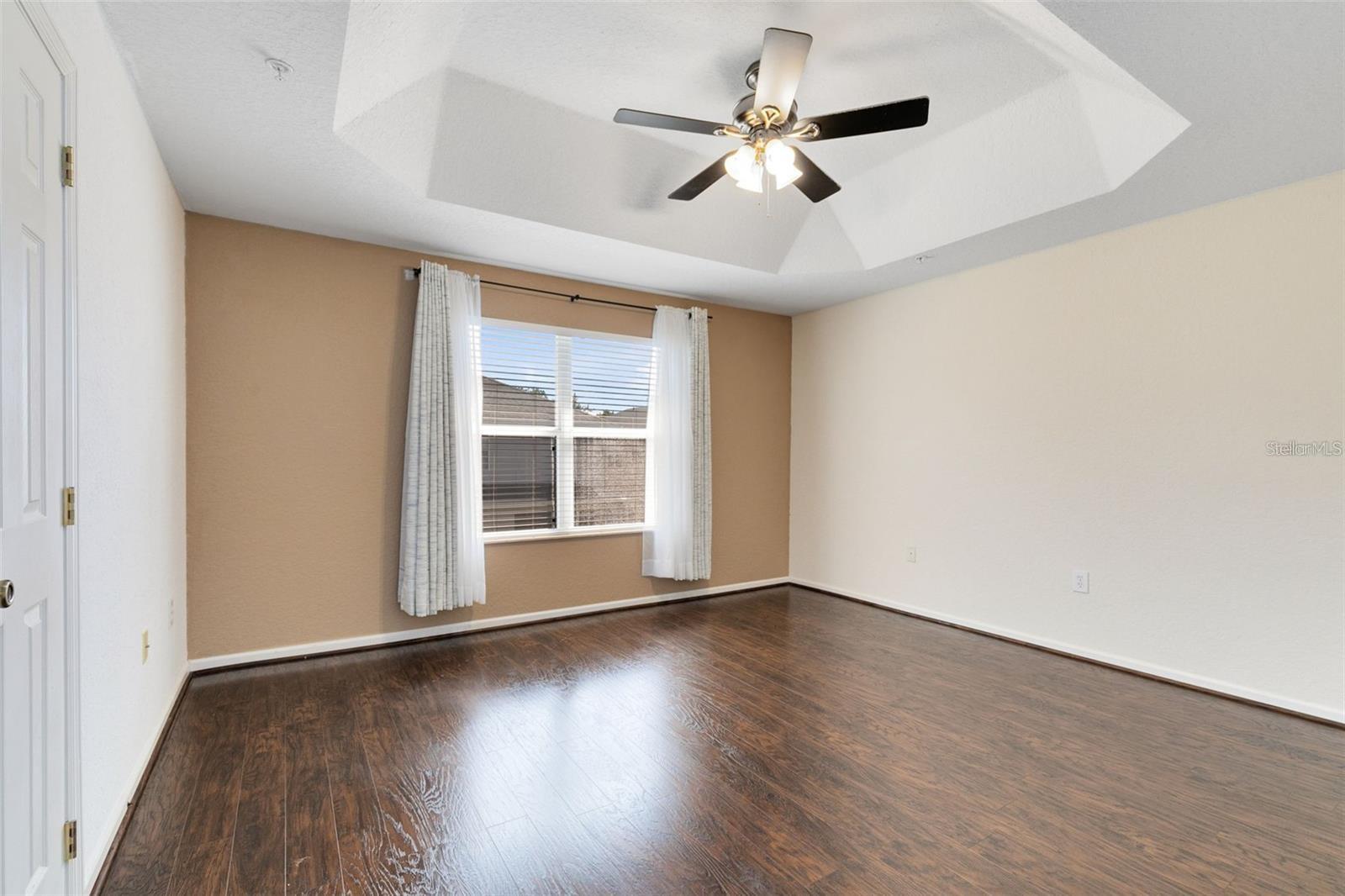 Image 17 of 37 For 1321 Falling Star Lane