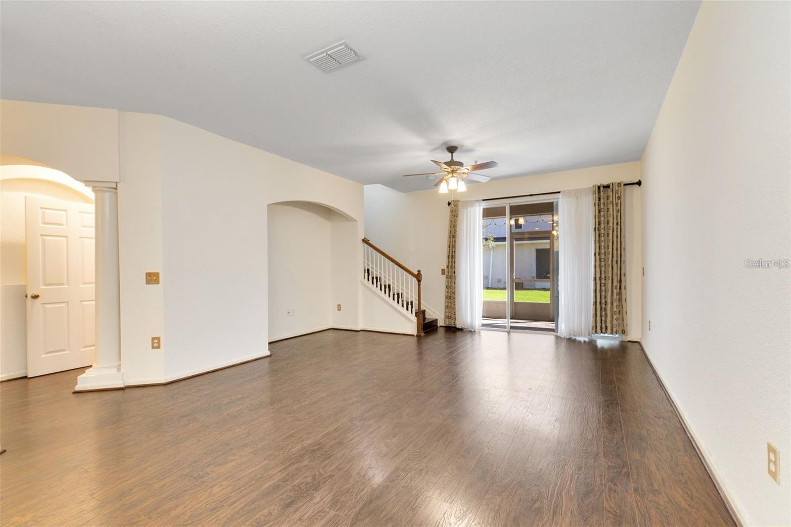 Image 7 of 37 For 1321 Falling Star Lane