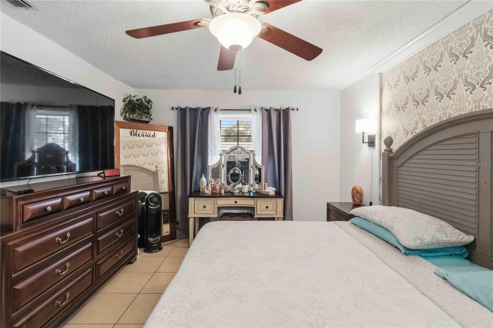 Image 11 of 25 For 1525 Comanche Avenue